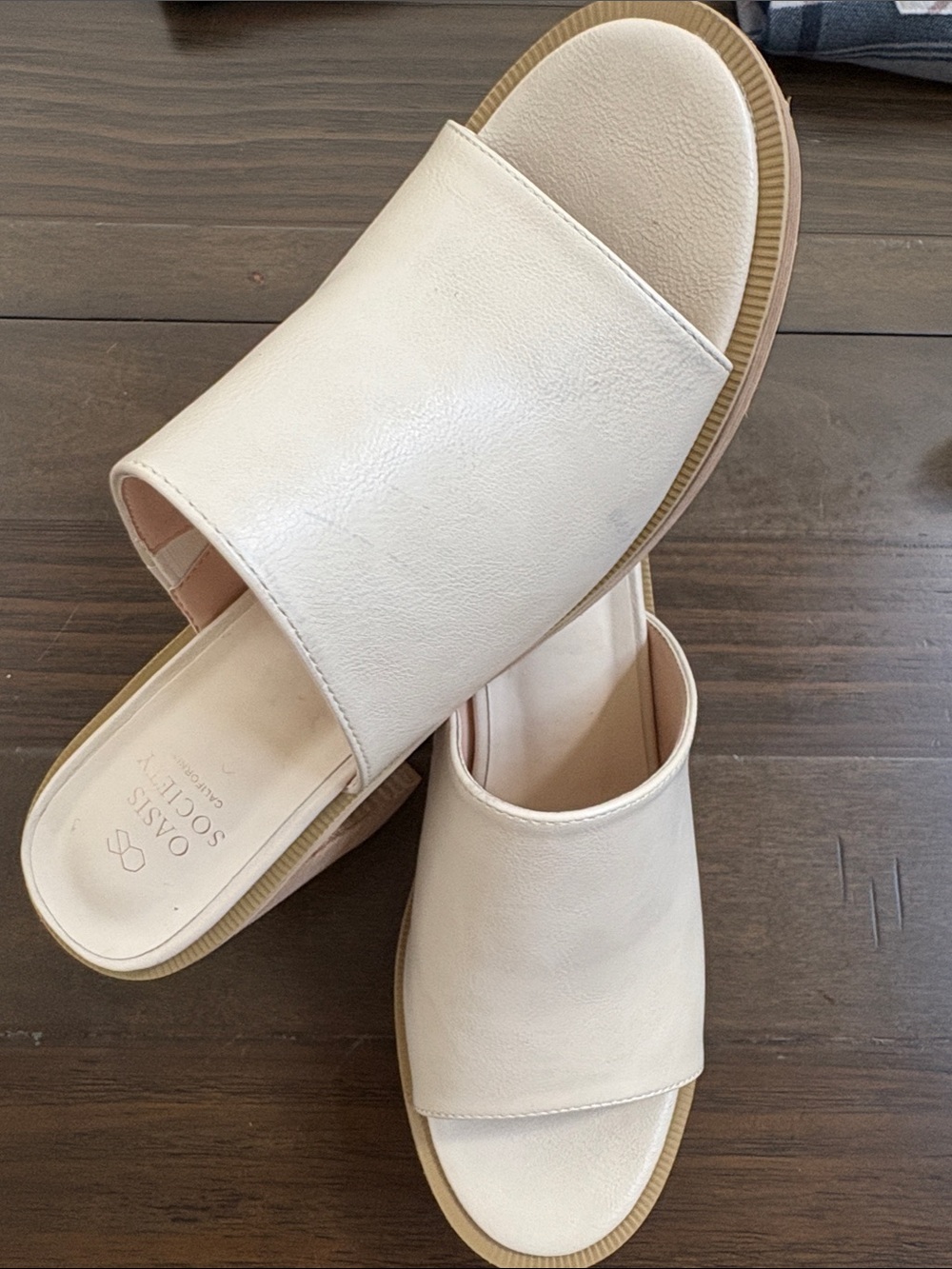Society Cream Slip-On Slide Mules